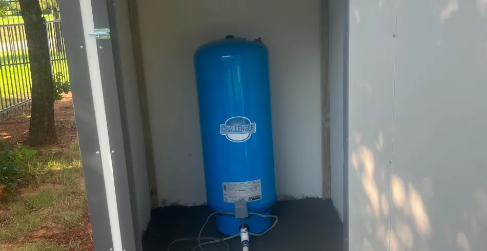 Well Pressure Tank Installation Well Pressure Tank Installation